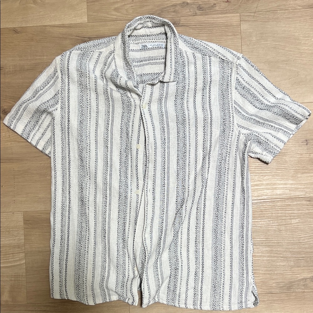 Zara Men's Striped Short Sleeve Linen Shirt
